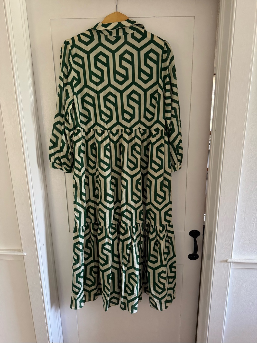 NWT Karen Zara Green and White Geometric Maxi Dress Size Small - Picture 4 of 6
